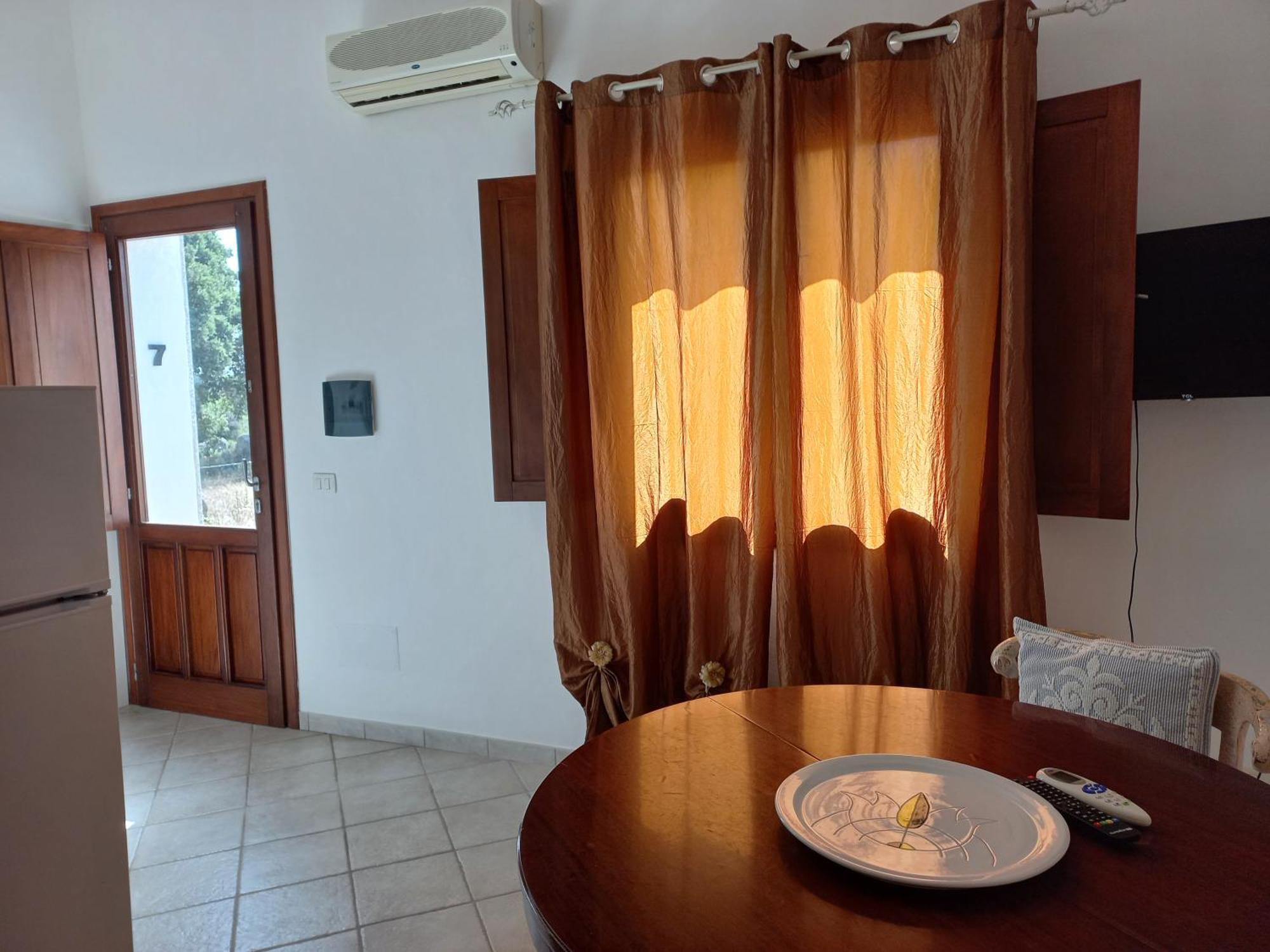 Bed and Breakfast Chicchiritanos Монти Экстерьер фото